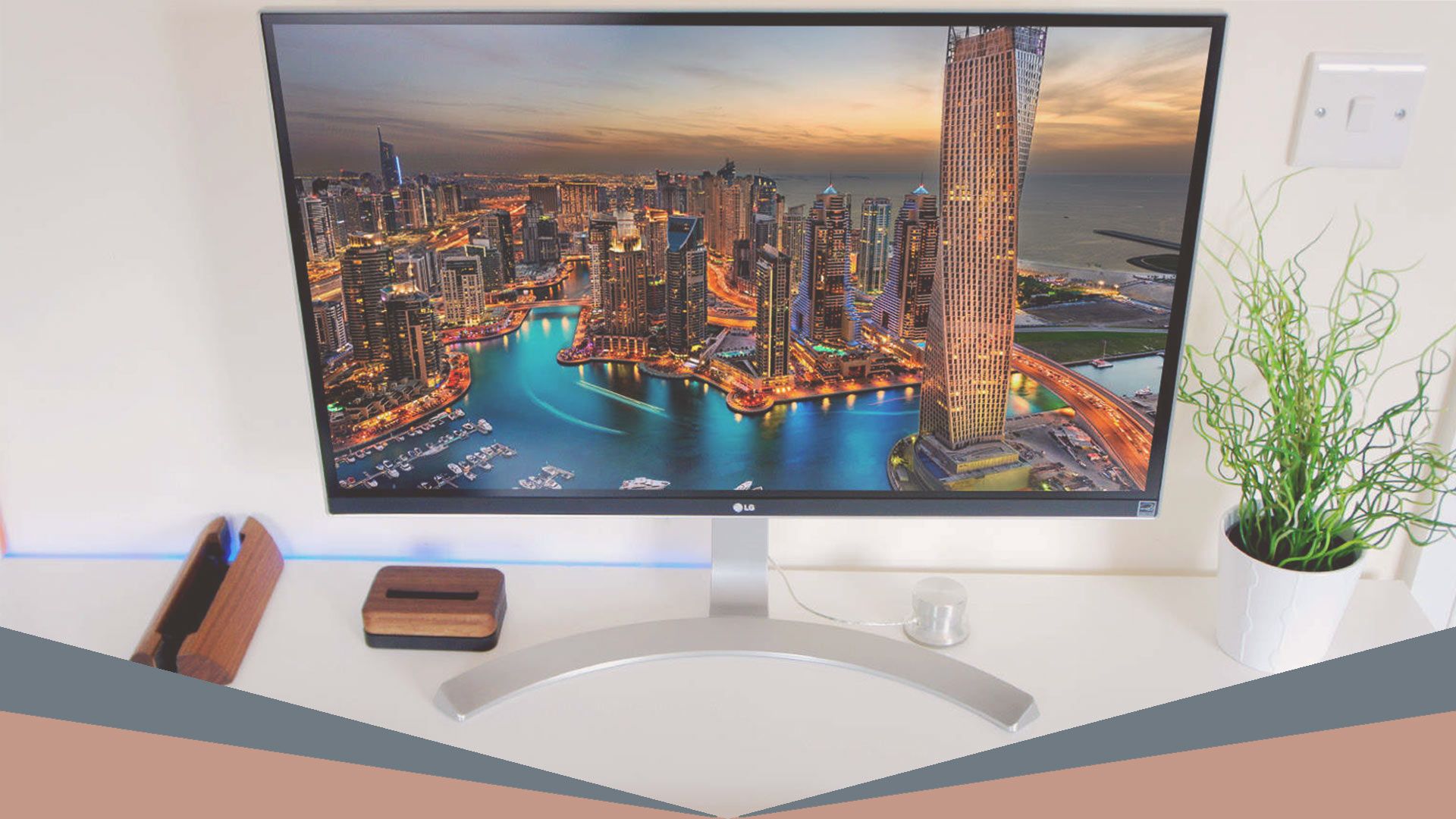 LG 4K UHD IPS Monitor ($450)